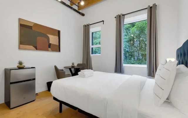 The Little Prince Rooms-Old Montreal