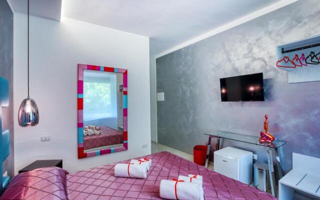 Distinto Suite & Rooms