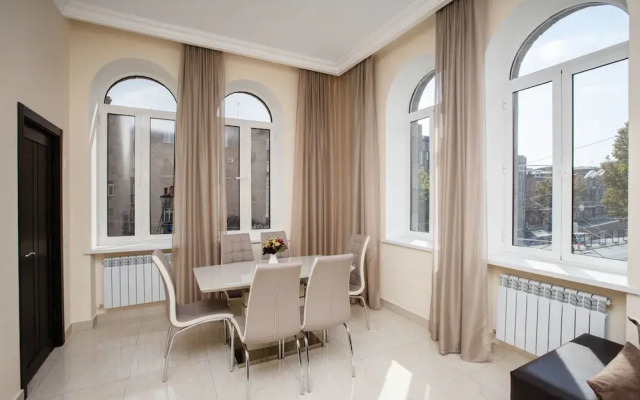 Stay inn on Mashtots 5a-6