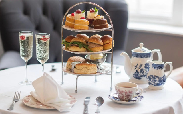 The Royal & Fortescue