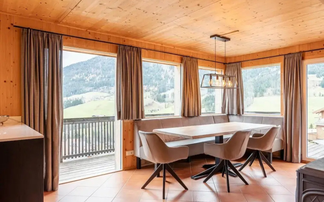 Chalet in Annaberg-lungotz With a Community Pool