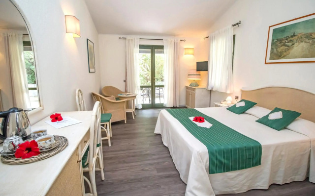 Albaruja Hotel