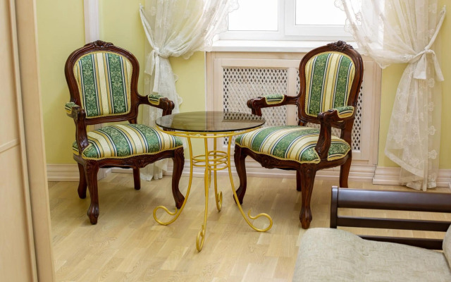 Romari Проспект Свободи 31