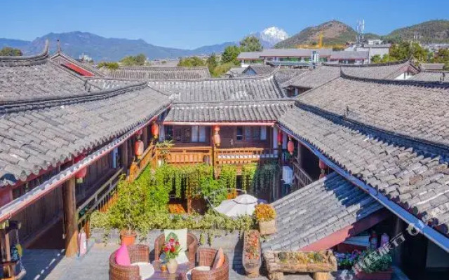 The Lijiang Ayan Inn Shangpeng Court