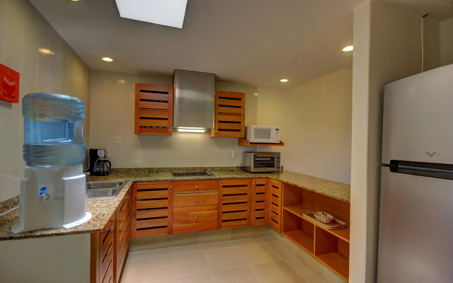 Riviera Maya Suites