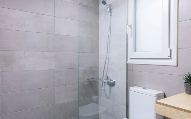 Ermis Luxury Suites & Apartments