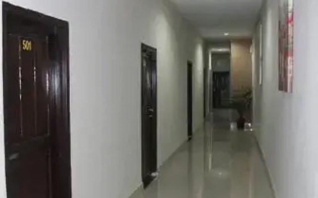 Hotel Grand Kartika