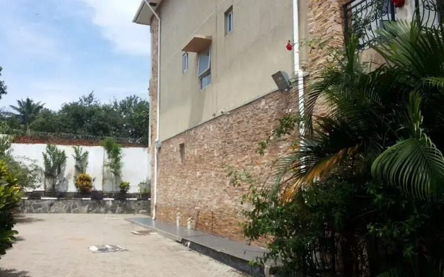 Rosevilla Hotel