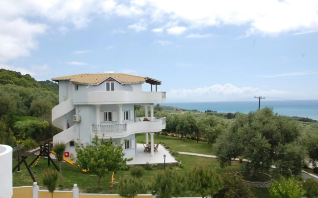 Villa Alex