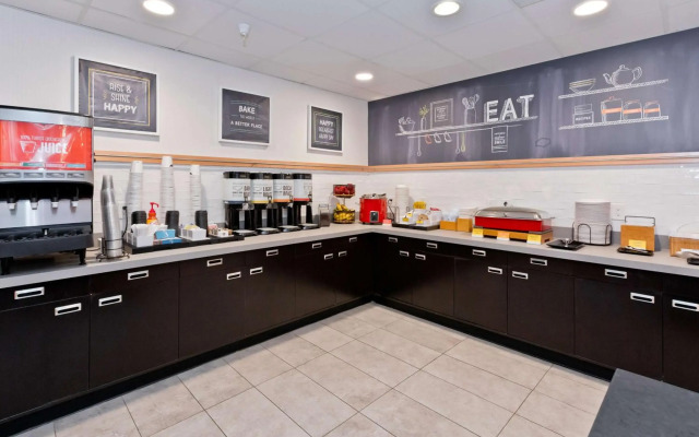 Hampton Inn & Suites Palm Desert