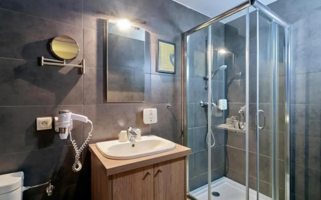 Adonis Hotel Strasbourg