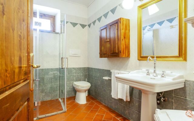 Splendid Holiday Home in Orciatico with Hot Tub & Pool