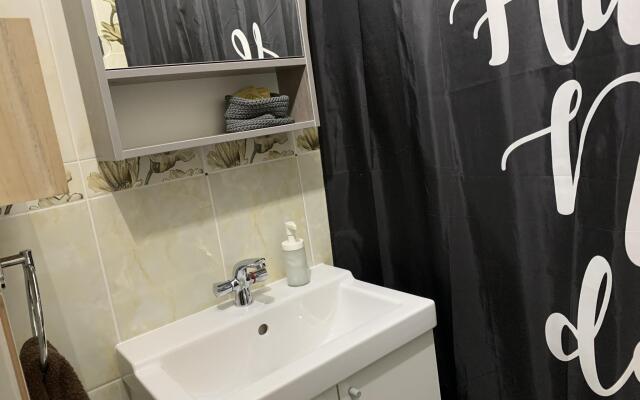 NewStory (НьюСтори) на улице Коммунаров