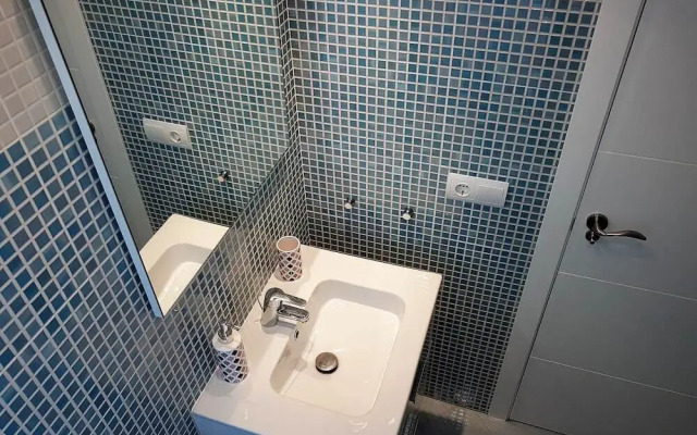 Apartment in Torremolinos, Malaga - 102088