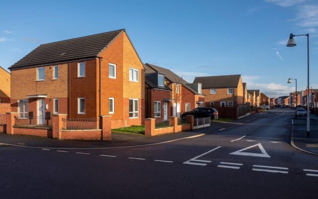 Superb Home With Free Parking - Man City Stadium