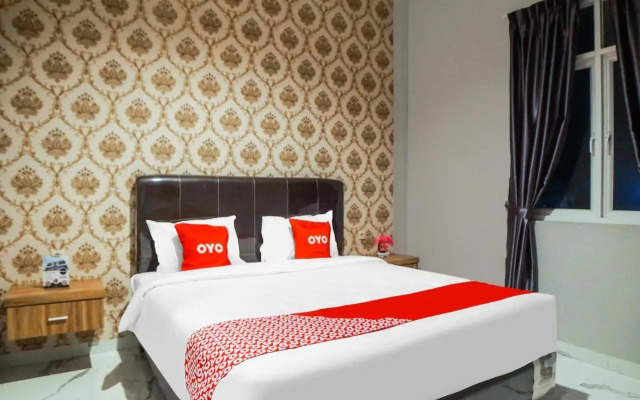 Super Oyo Capital O Papakoel Hotel & Cafe