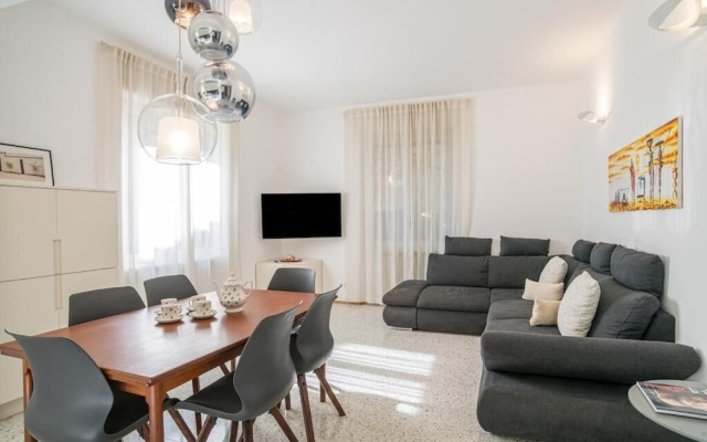 Central Cernobbio - Modern Apartment