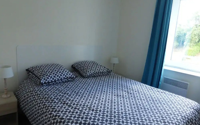 Apartment Near the Beach in Ploulec'h