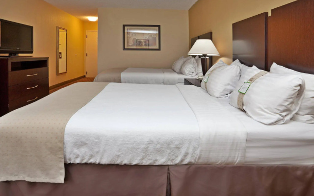 Holiday Inn Lumberton by IHG