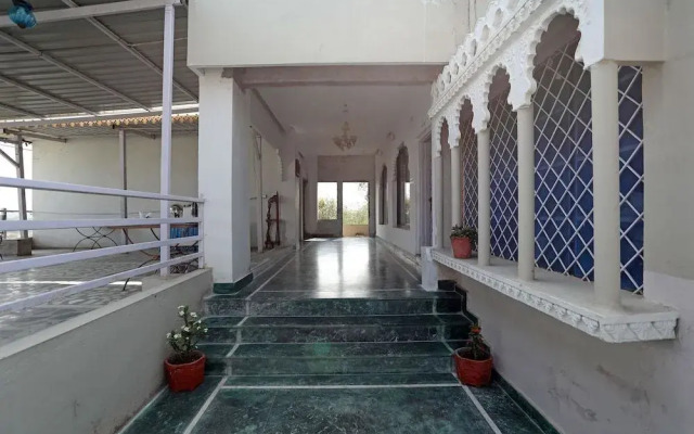 OYO 10206 Home Modern Stay near Fateh Sagar