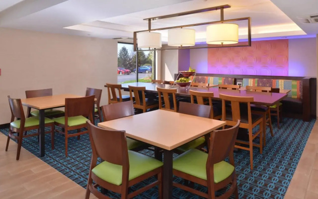 Fairfield by Marriott Rochester Henrietta/University Area