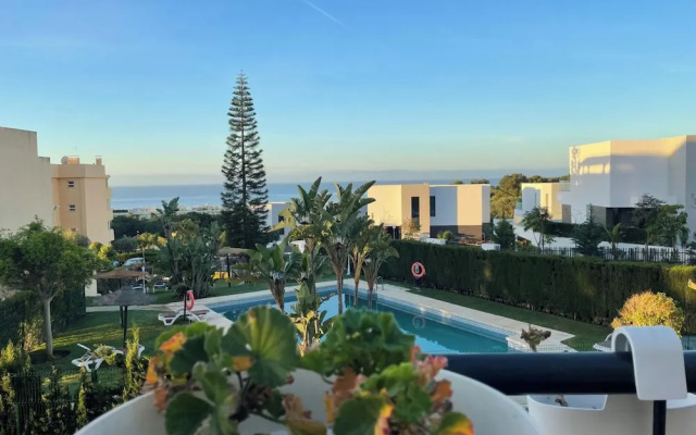 Townhouse - Sleeps 4 - Pool - Playground