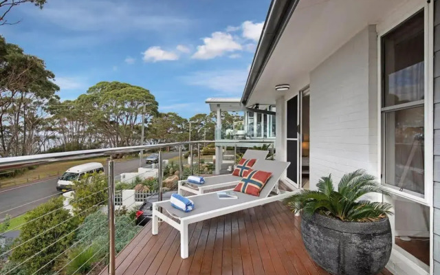 Escape to Hyams Beach Jervis Bay Rentals