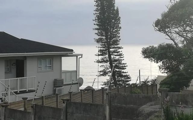 Umtentweni 23 on Sea