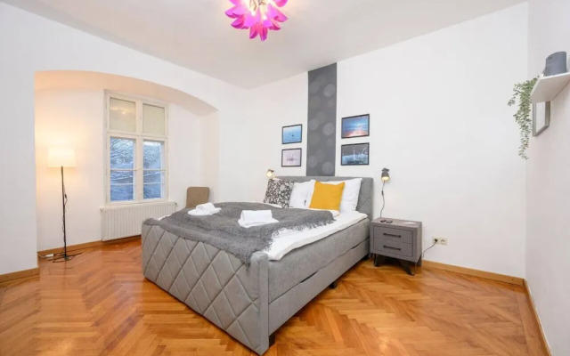 Spacious 2BR Stay for 6 Heart of Mödling