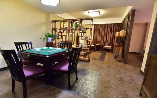 Huashan Inn (Xia Culture Theme Hotel)