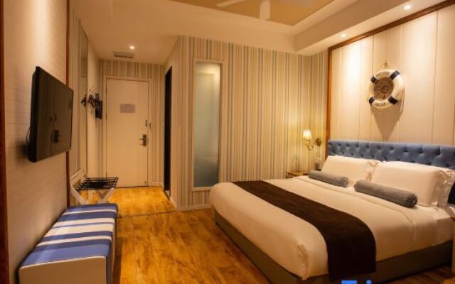 Cloud Collection Hotel (Weihai International Bathing Beach Shandong University)