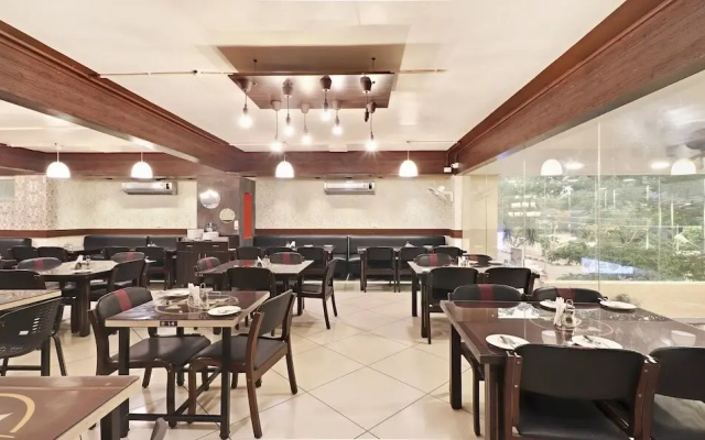 Treebo Oyster Inn
