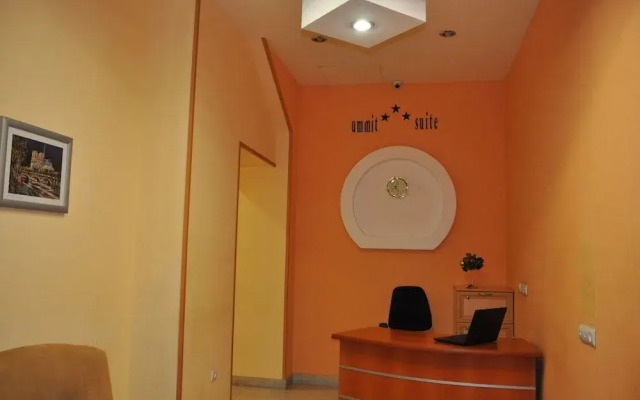 Anika suite