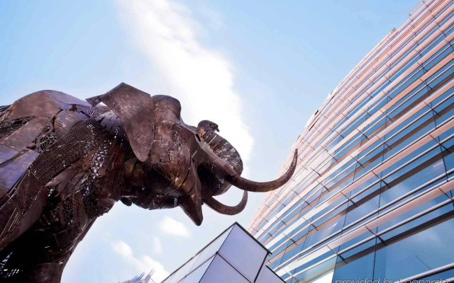 Sofitel Mumbai BKC Hotel