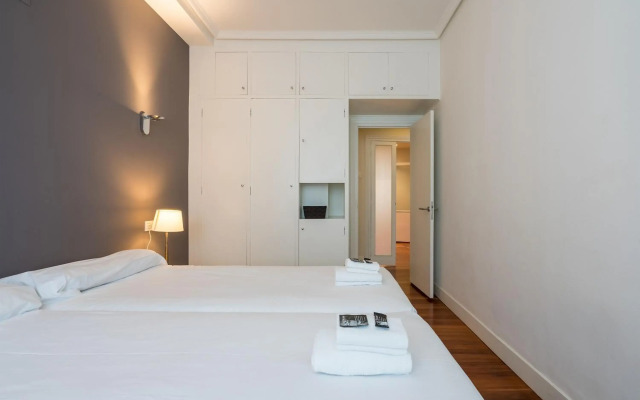 Ibarrola Apartment by People Rentals