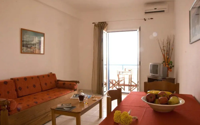 Athena Apartments & Studios