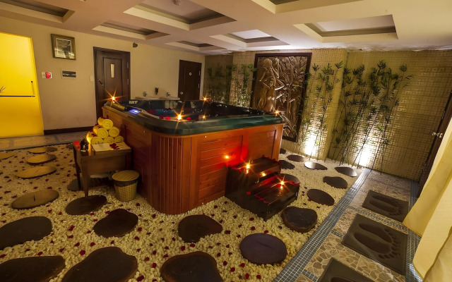 Moonlight Hotel Hue