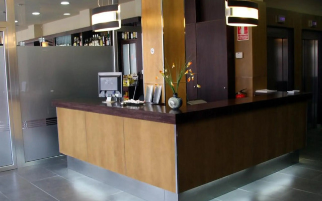 Hotel 44