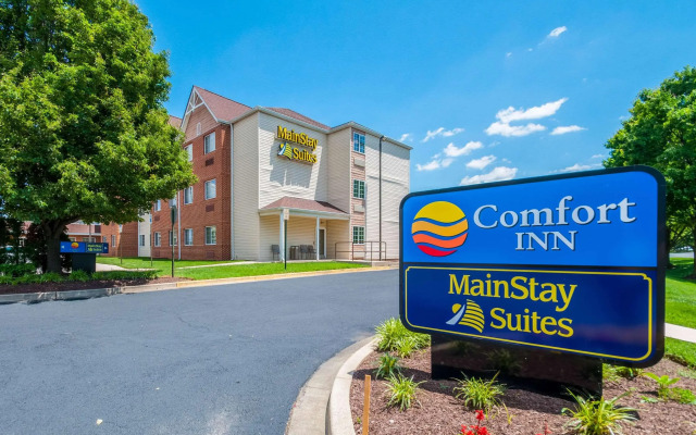 MainStay Suites