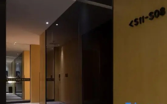 Sfeel Designer Hotel (Chengdu Jiuyan Bridge Shop)