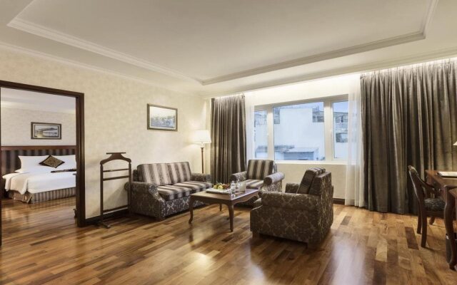 Rex Hotel