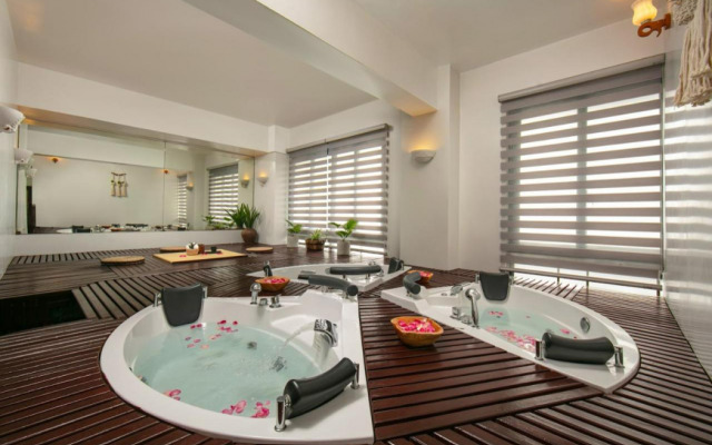 The Tray Hotel
