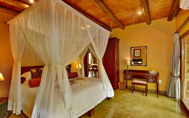 Motswiri Private Safari Lodge