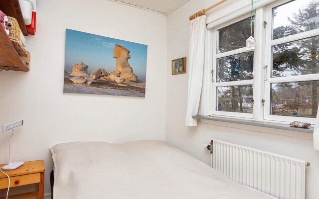 6 Person Holiday Home in Thyholm