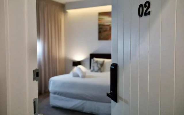 Bay Of Fires Apartments