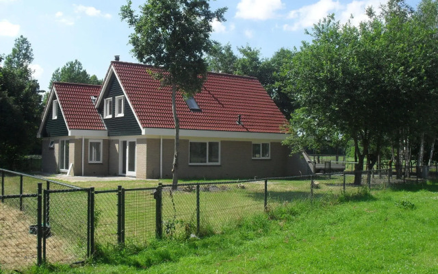 Isolated villa with washing machine, 30 km. from Maastricht