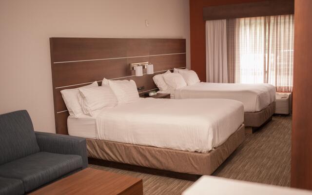 Holiday Inn Express Hotel & Suites, an IHG Hotel