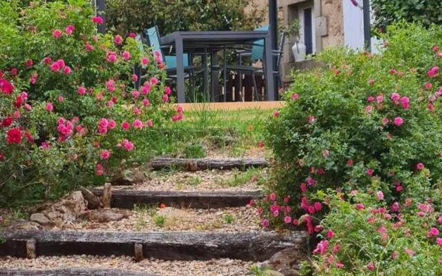 Gîte Noyant-d'Allier, 4 pièces, 9 personnes - FR-1-489-225