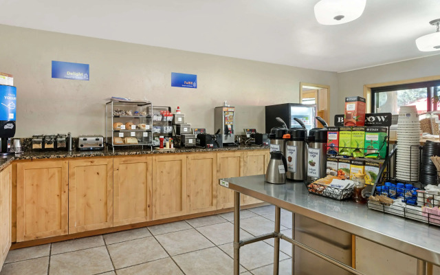 Best Western Ponderosa Lodge