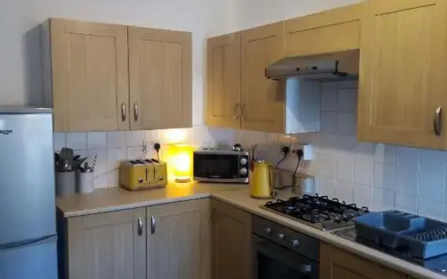 Eden Rose Cottage in Morecambe hot tub